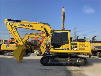 حفار زاحف KOMATSU PC200-8