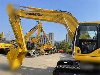 حفار زاحف KOMATSU PC220-7: صورة 4