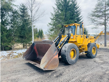 اللودر بعجل VOLVO L90