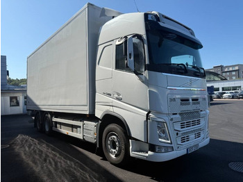 شاحنة صندوقية VOLVO FH 540
