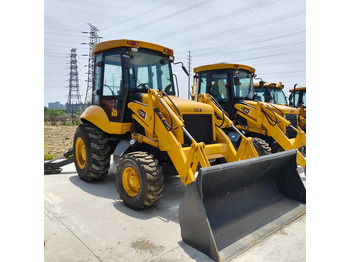 لودر ذو محراث خلفي/ باكهو JCB 3CX