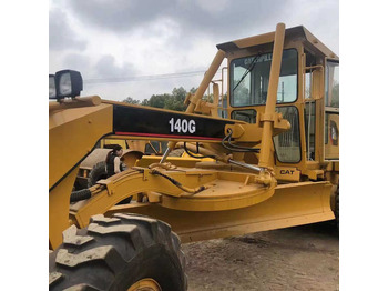 ماكينة تسوية CATERPILLAR 140H