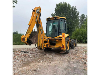 لودر ذو محراث خلفي/ باكهو JCB 3CX