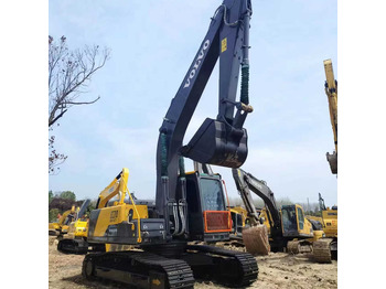حفار زاحف VOLVO EC210