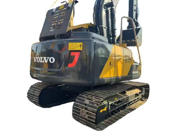 حفار زاحف VOLVO EC140
