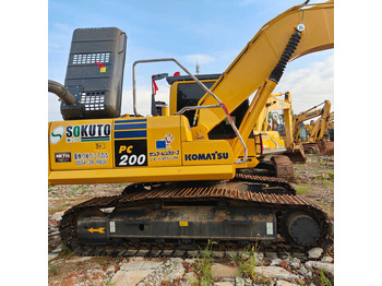 حفار زاحف KOMATSU PC200