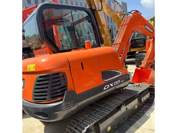 حفار صغير DOOSAN DX55