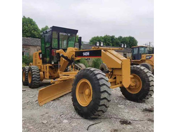 ماكينة تسوية CATERPILLAR 140H