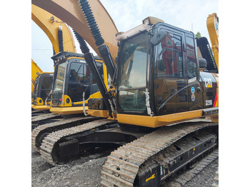 حفار زاحف CATERPILLAR 329D