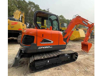 حفار صغير DOOSAN DX60-9C