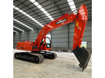 حفار زاحف DOOSAN DX225LC