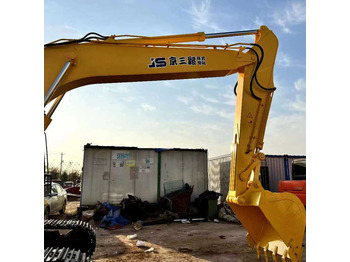 حفار زاحف KOMATSU PC200-7