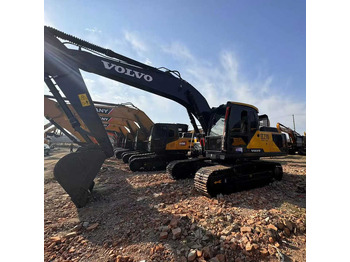 حفار زاحف VOLVO EC210