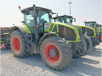 جرار CLAAS Axion 930
