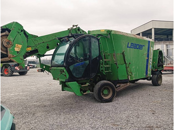 عربة خلط الأعلاف FARESIN