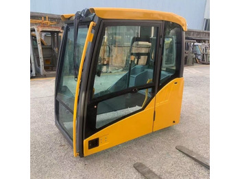 كابينة HITACHI