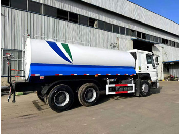 شاحنة صهريج للبيع  SINOTRUK 20  cubic  meters  tanker: صورة 5