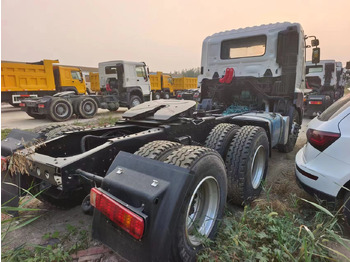 رأس تريلا HINO