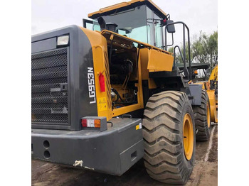 اللودر بعجل