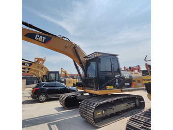 حفّار CATERPILLAR 320E