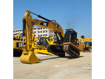 حفّار CATERPILLAR 330D2L