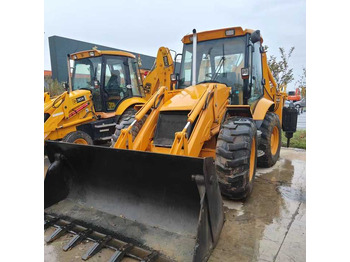 لودر ذو محراث خلفي/ باكهو JCB 3CX