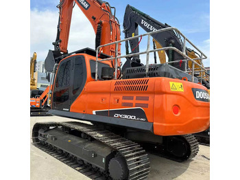 حفار زاحف DOOSAN DX300
