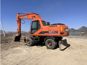 حفار ذو عجلات DOOSAN DH210W-7