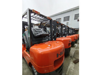 رافعة شوكية ديزل HELI