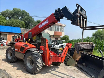 آلة رفع ونقل تلسكوبية MANITOU MT 1740 SLT