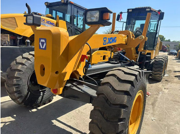 ماكينة تسوية XCMG GR1803