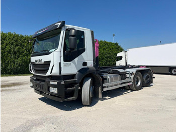 شاحنة برافعة خطافية IVECO Stralis 460