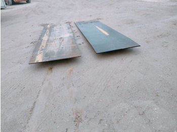 معدات المستودعات