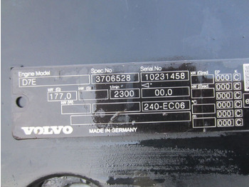 محرك - شاحنة Volvo D7E 240   Volvo FL: صورة 4