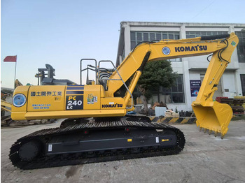 حفار زاحف KOMATSU PC240LC-8