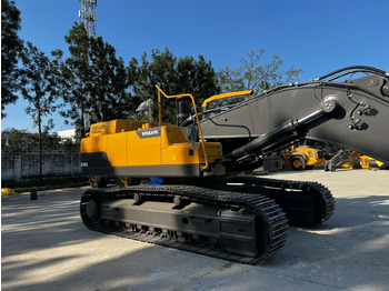 حفار زاحف للبيع  New Volvo EC480DL tracked excavator: صورة 3