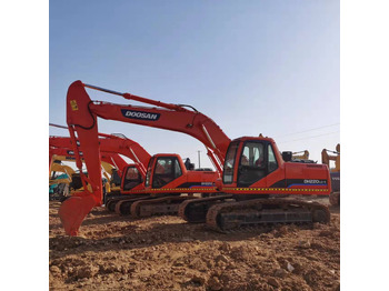 حفار زاحف DOOSAN DH220LC-7