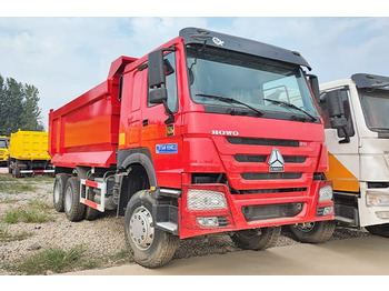 شاحنة قلاب SINOTRUK HOWO
