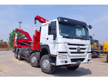 ناقلة حاويات/ شاحنة حاويات