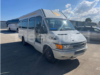 حافلة صغيرة IVECO