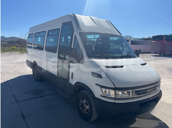 حافلة صغيرة IVECO