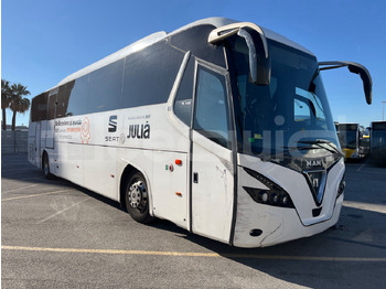 حافلة نقل لمسافات طويلة MAN