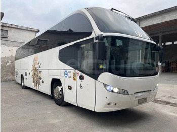 حافلة نقل لمسافات طويلة NEOPLAN