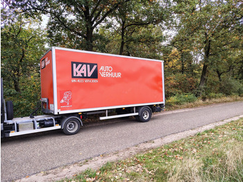 نصف مقطورة بصندوق مغلق