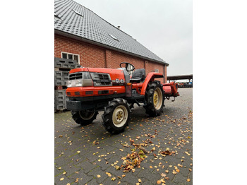 جرار صغير KUBOTA