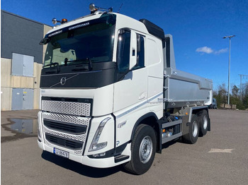 شاحنة قلاب VOLVO FH 540