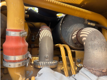 ماكينة تسوية CATERPILLAR 140H: صورة 4