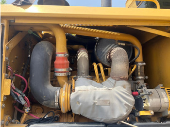 ماكينة تسوية CATERPILLAR 140H: صورة 5