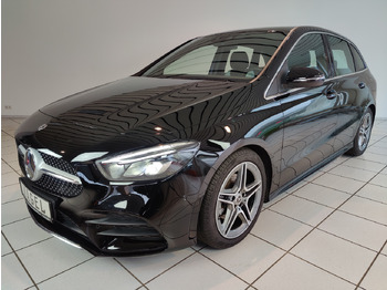 سيارة MERCEDES-BENZ