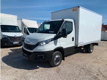 شاحنة بصندوق مغلق IVECO Daily